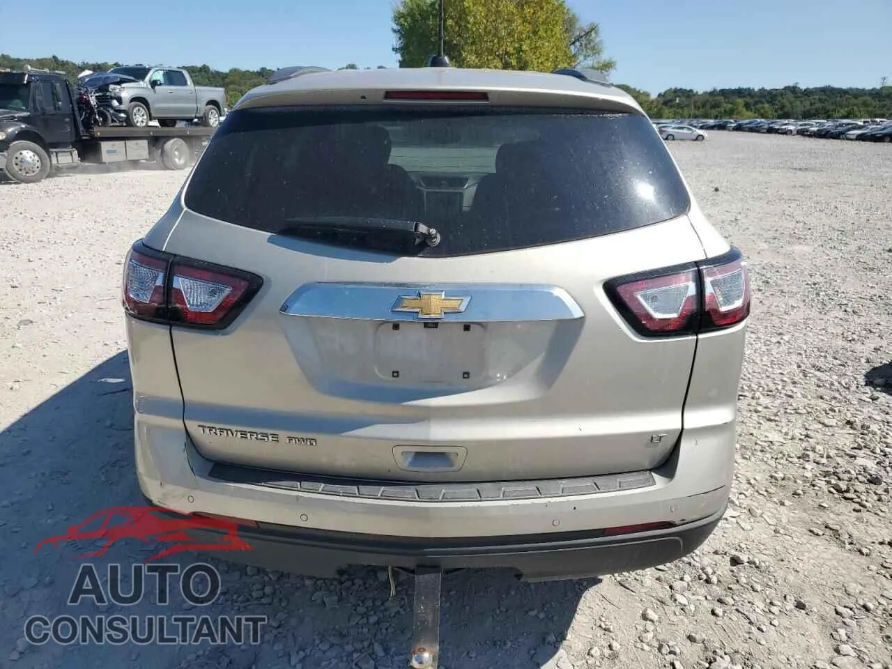 2017 CHEVROLET TRAVERSE Damaged VIN 1GNKVHKD7HJ116110 – engine bay