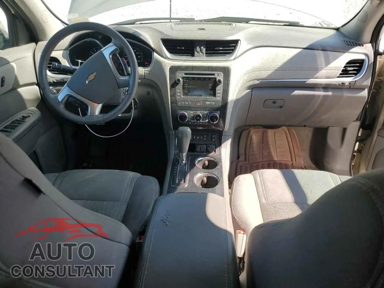 2017 CHEVROLET TRAVERSE Damaged VIN 1GNKVHKD7HJ116110 – undercarriage