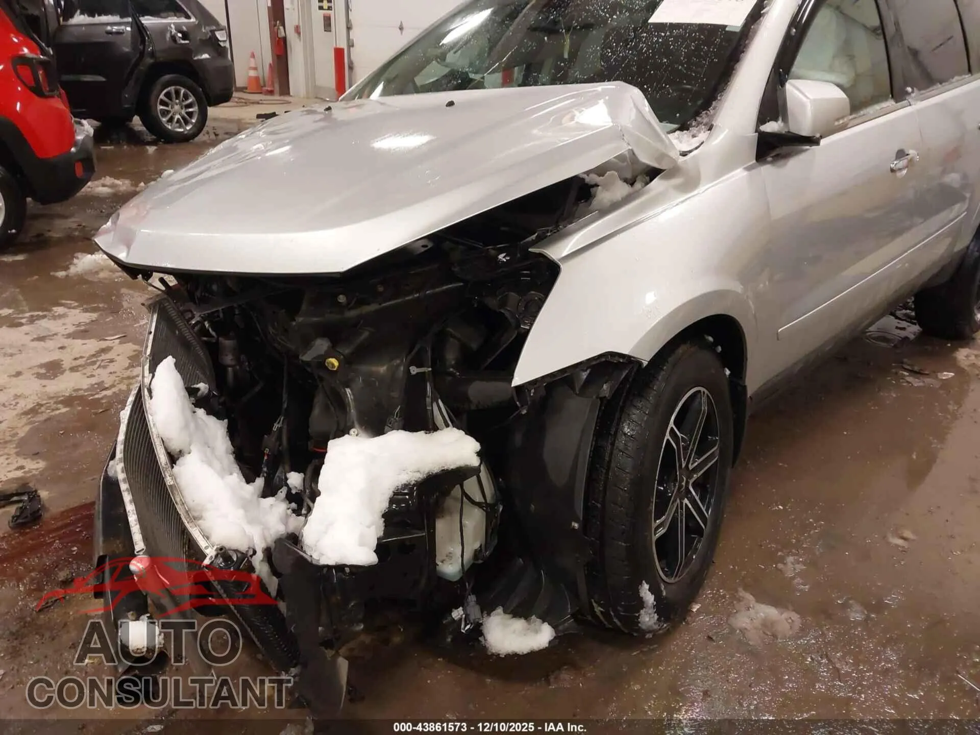 2015 CHEVROLET TRAVERSE Damaged VIN 1GNKVHKD9FJ298812 – engine bay