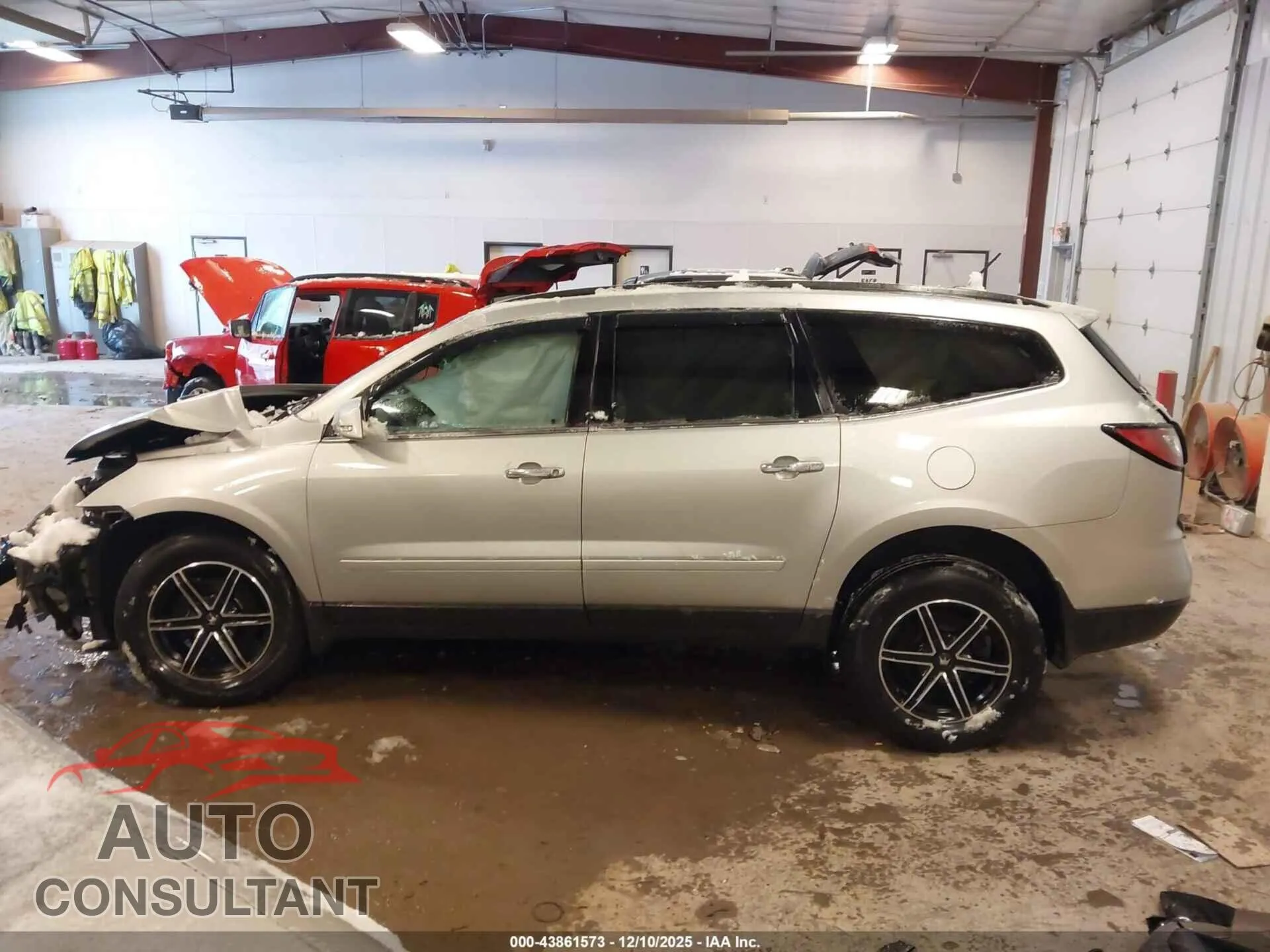 2015 CHEVROLET TRAVERSE Damaged VIN 1GNKVHKD9FJ298812 – photo 14