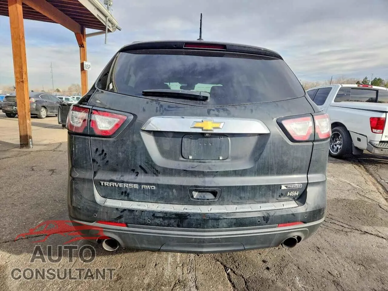 2017 CHEVROLET TRAVERSE Damaged VIN 1GNKVJKD6HJ120298 – engine bay