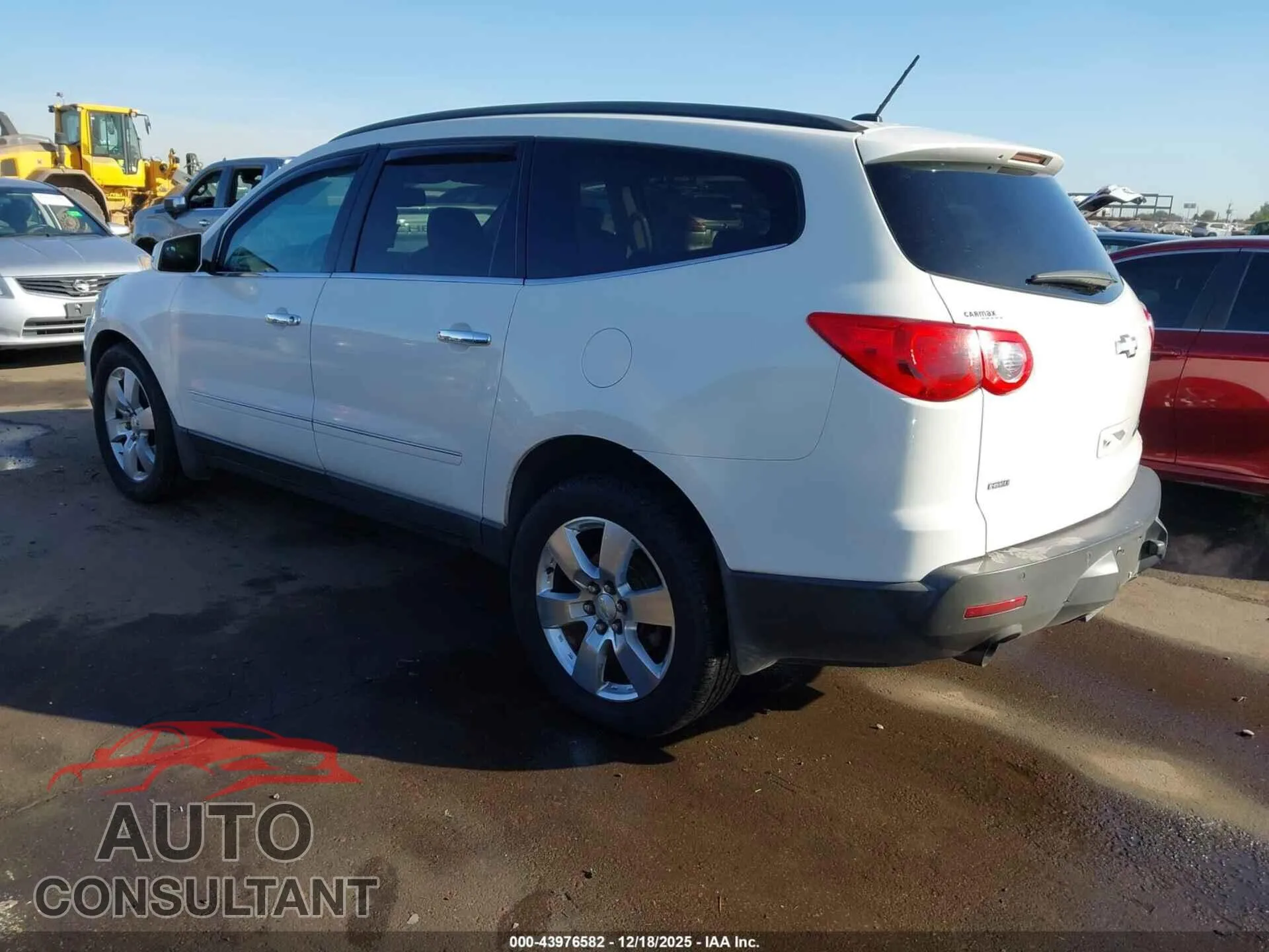 2012 CHEVROLET TRAVERSE Damaged VIN 1GNKVLED1CJ142855 – side profile
