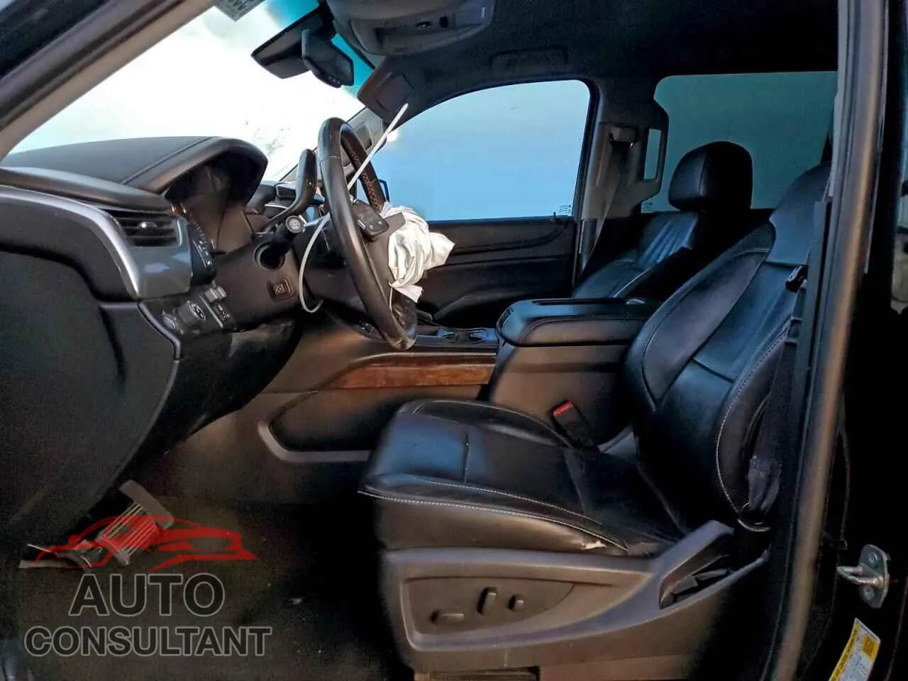 2015 CHEVROLET TAHOE Damaged VIN 1GNSCBKC3FR606049 – exterior detail