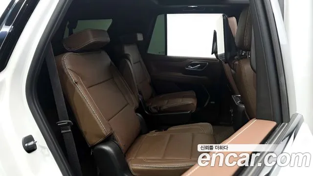 2023 Chevrolet Tahoe 6.2 Dark Knight 4WD Sold VIN 1GNSK8KL5PR142401 – trunk area 2023 Chevrolet Tahoe 6.2 Dark Knight 4WD Sold VIN 1GNSK8KL5PR142401 – trunk area