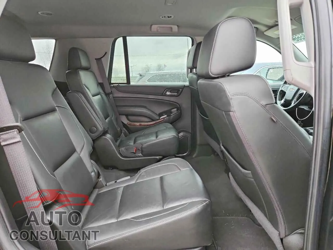 2020 CHEVROLET TAHOE Used VIN 1GNSKBKC2LR194348 – photo 11