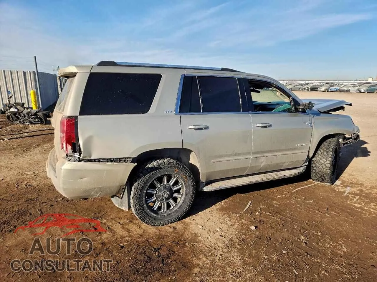2015 CHEVROLET TAHOE Damaged VIN 1GNSKCKC6FR296939 – side profile