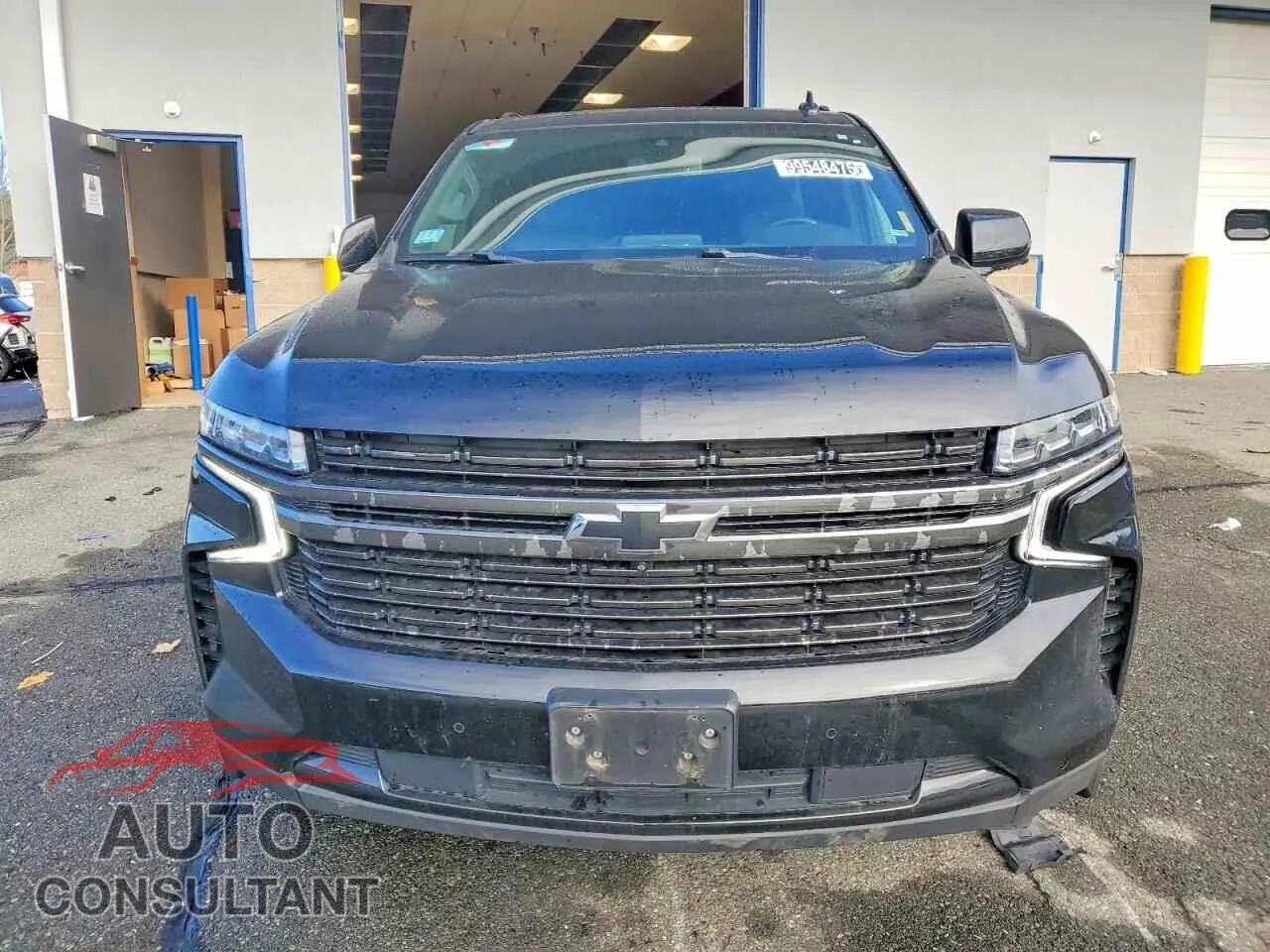 2022 CHEVROLET SUBURBAN Damaged VIN 1GNSKEKD1NR295443 – interior seats