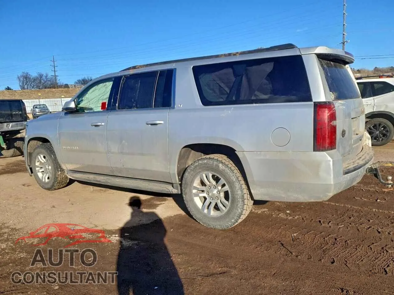 2016 CHEVROLET SUBURBAN Damaged VIN 1GNSKHKC1GR163701 – rear exterior