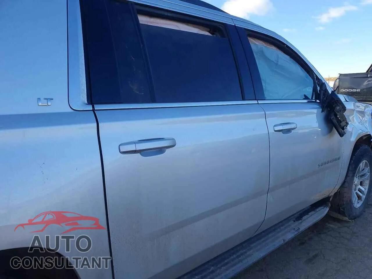 2016 CHEVROLET SUBURBAN Damaged VIN 1GNSKHKC1GR163701 – odometer reading