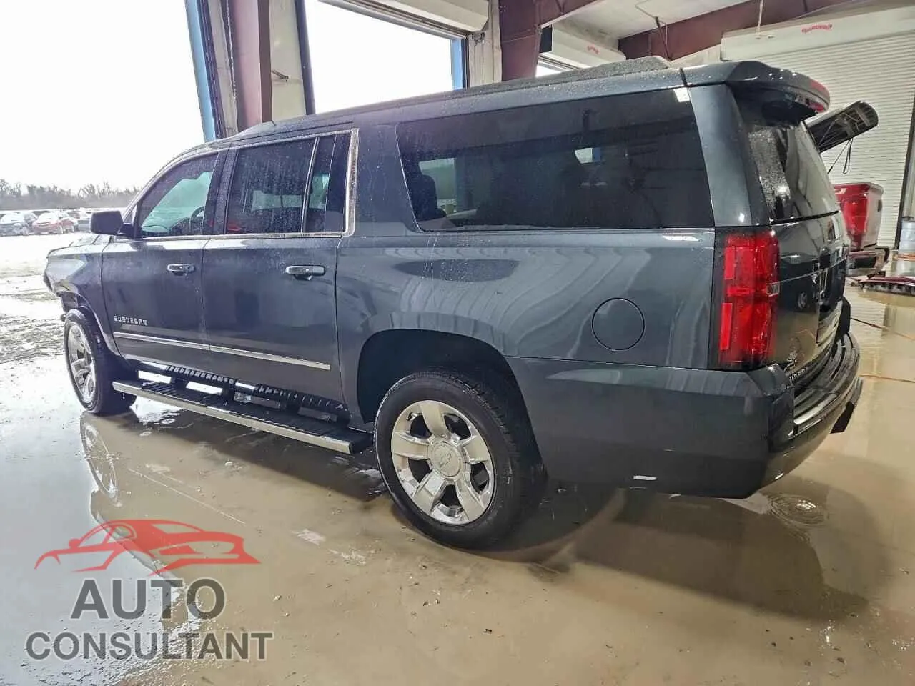 2019 CHEVROLET SUBURBAN Damaged VIN 1GNSKHKC4KR294999 – rear exterior