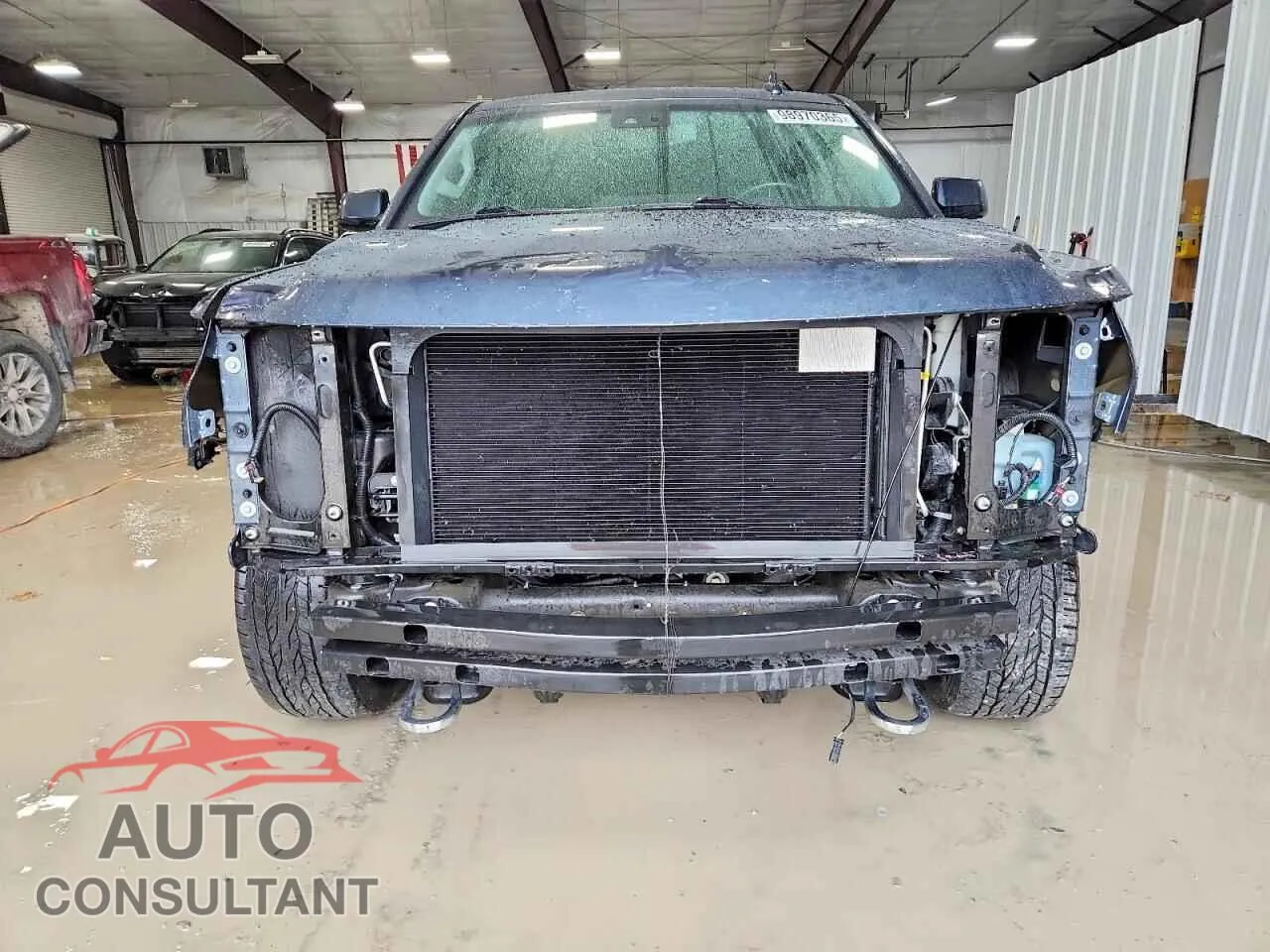 2019 CHEVROLET SUBURBAN Damaged VIN 1GNSKHKC4KR294999 – interior seats