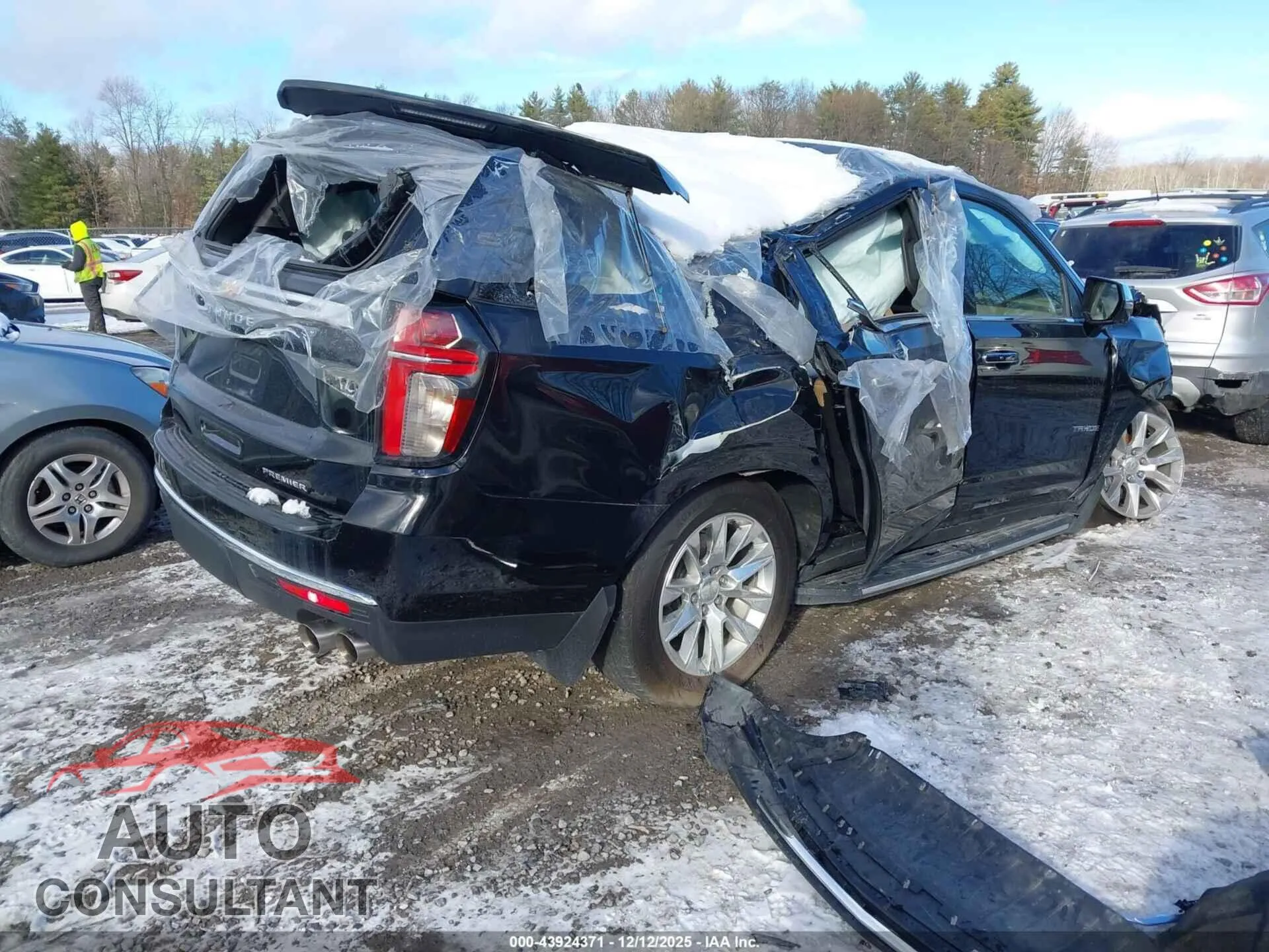 2021 CHEVROLET TAHOE Damaged VIN 1GNSKSKDXMR328517 – dashboard