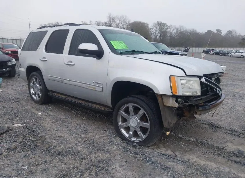 2010 CHEVROLET Tahoe Used VIN 1GNUCBE05AR186121 – engine bay
