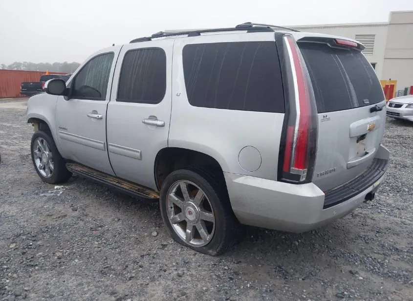 2010 CHEVROLET Tahoe Used VIN 1GNUCBE05AR186121 – undercarriage