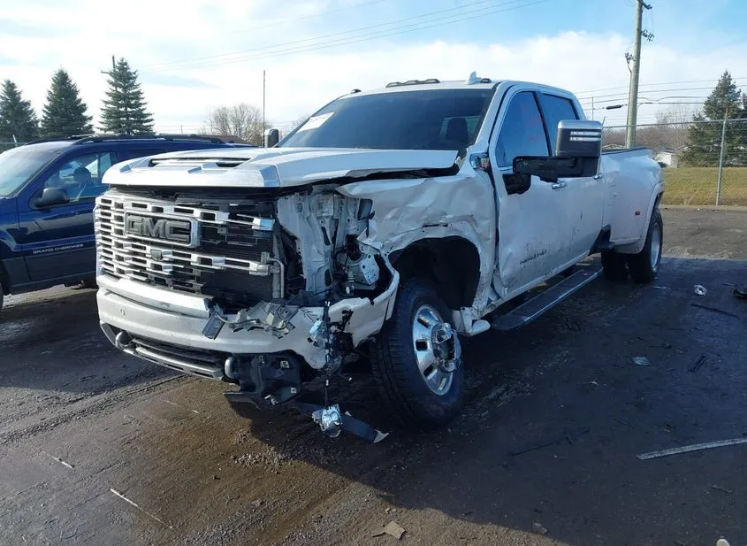 2024 GMC Sierra HD Used VIN 1GT49WEY5RF268125 – rear exterior