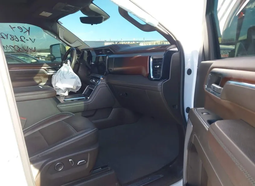 2024 GMC Sierra HD Used VIN 1GT49WEY5RF268125 – trunk area