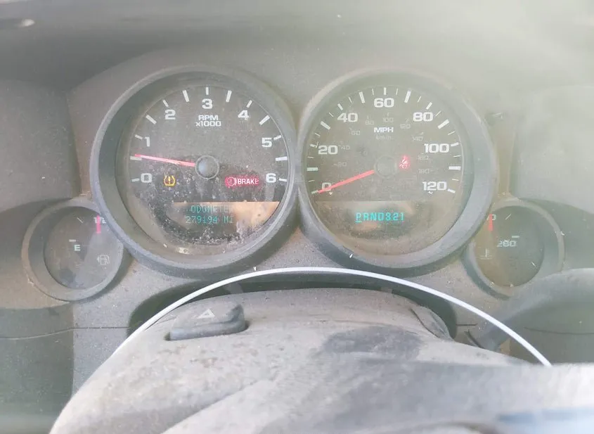 2011 GMC SIERRA Used VIN 1GTR1UEA2BZ326684 – rear exterior