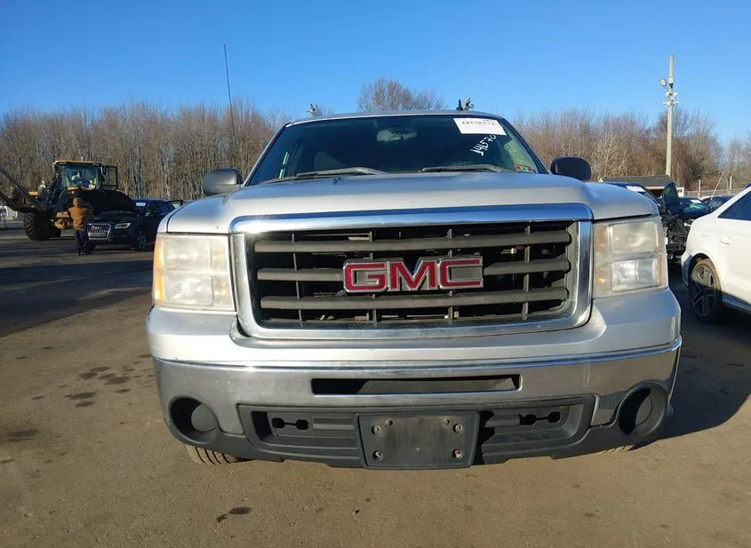 2011 GMC SIERRA Used VIN 1GTR1UEA2BZ326684 – photo 11