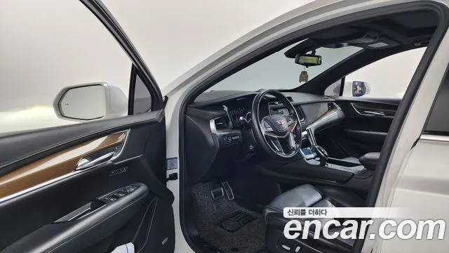 2018 Cadillac Xt5 3.6 Platinum Sold VIN 1GYFN9RSXJZ228860 – front exterior