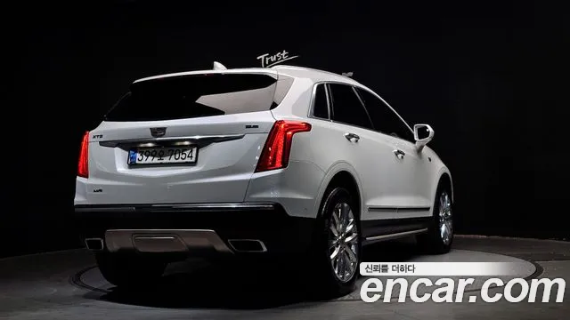 2019 Cadillac XT5 3.6 Platinum VIN 1GYFN9RSXKZ171416