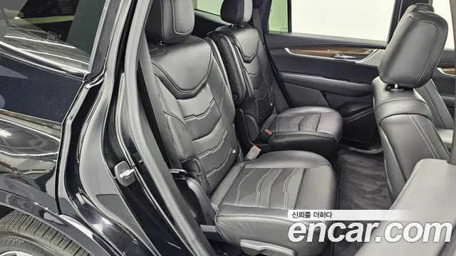 2022 Cadillac XT6 3.6 Sport Sold VIN 1GYFP9RS2NZ147982 – exterior detail