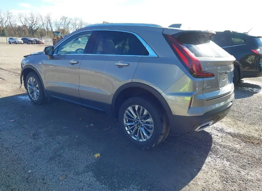 2024 CADILLAC XT4 Used VIN 1GYFZDR41RF202136 – photo 15