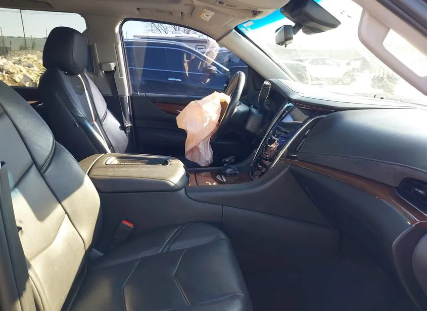 2020 CADILLAC ESCALADE Used VIN 1GYS3HKJ6LR143260 – interior seats