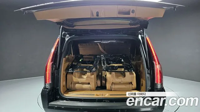2017 Cadillac Escalade 6.2 ESV Sold VIN 1GYS48KJ8HR127338 – dashboard