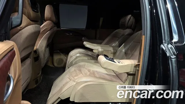 2017 Cadillac Escalade 6.2 ESV Sold VIN 1GYS48KJ8HR127338 – photo 18