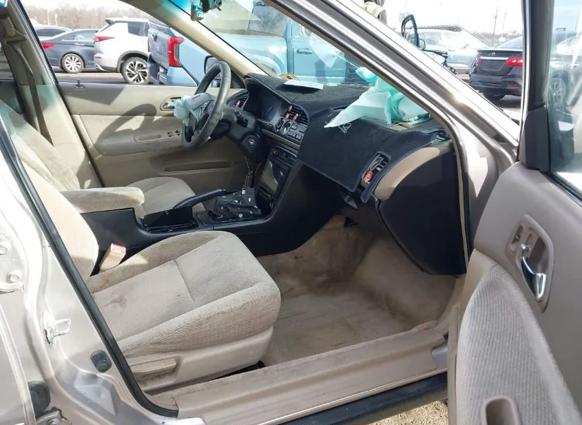 1997 HONDA Accord Used VIN 1HGCD5609VA204501 – photo 18 1997 HONDA Accord Used VIN 1HGCD5609VA204501 – photo 18
