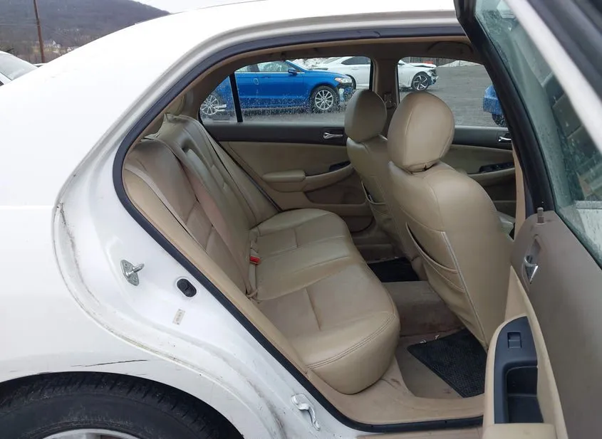 2004 HONDA Accord Used VIN 1HGCM56324A027962 – dashboard