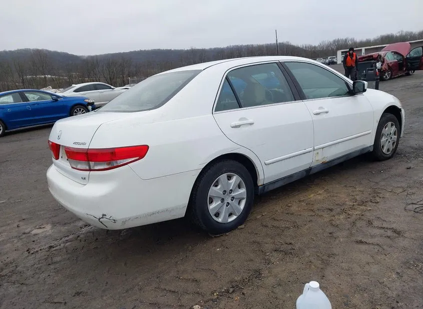 2004 HONDA Accord Used VIN 1HGCM56324A027962 – interior seats