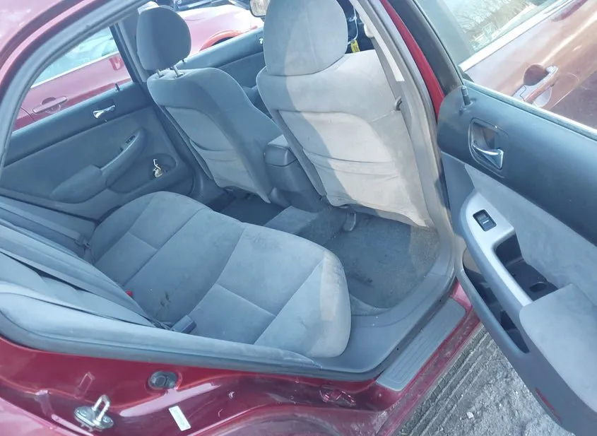 2003 HONDA Accord Used VIN 1HGCM56663A013605 – trunk area
