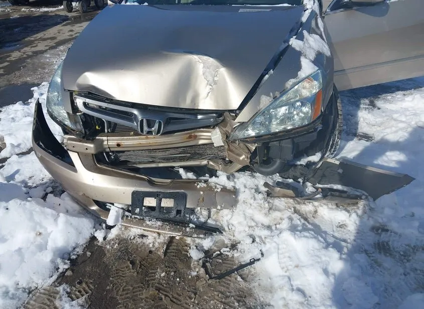 2005 HONDA Accord Used VIN 1HGCM56705A010646 – dashboard