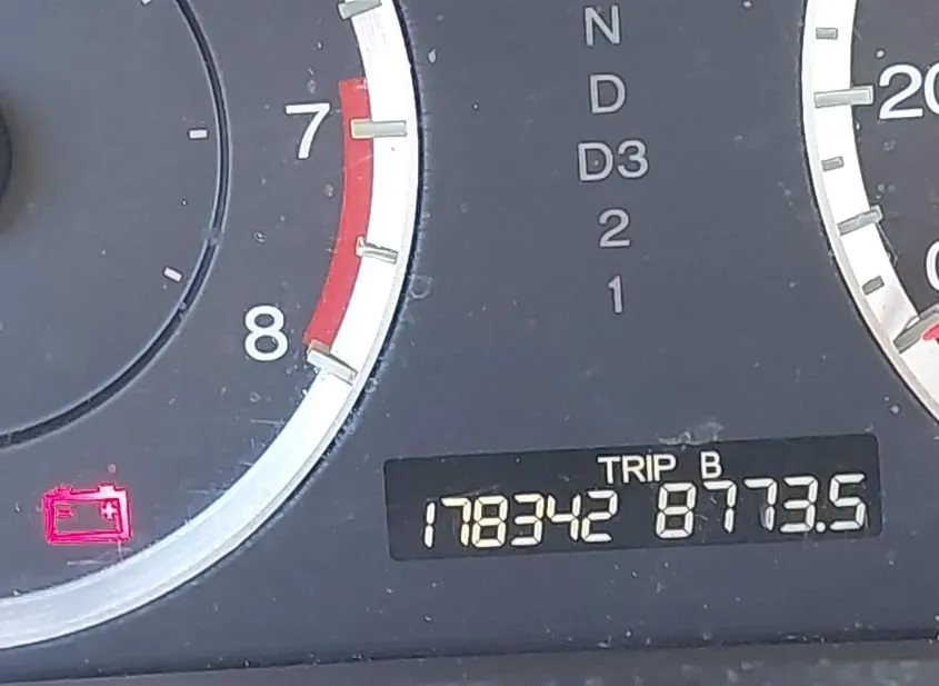 2008 HONDA ACCORD Used VIN 1HGCP26318A102503 – odometer reading