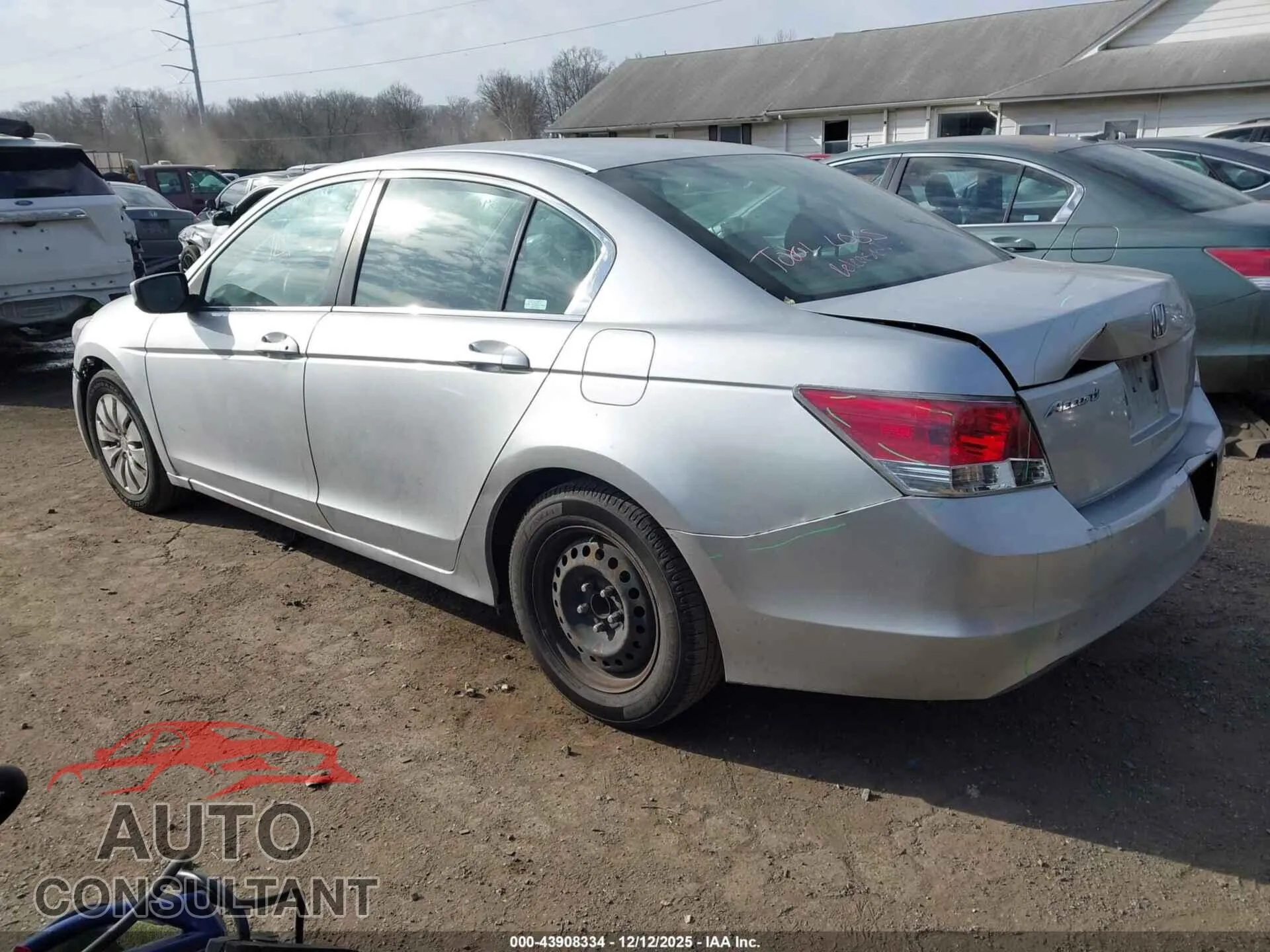 2009 HONDA ACCORD Damaged VIN 1HGCP26319A030400 – side profile