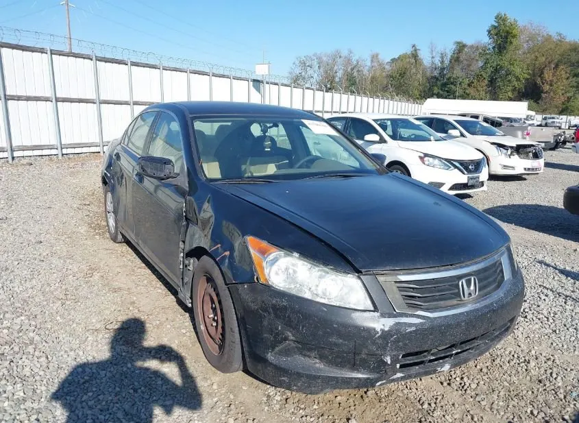 2009 HONDA Accord Used VIN 1HGCP26399A028734 – trunk area