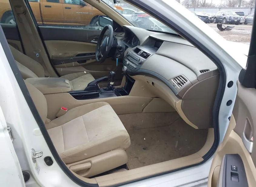 2010 HONDA Accord Used VIN 1HGCP2E34AA077412 – photo 14