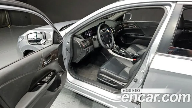 2017 Honda All-New Accord 2.4 Sold VIN 1HGCR2680HA512438 – engine bay