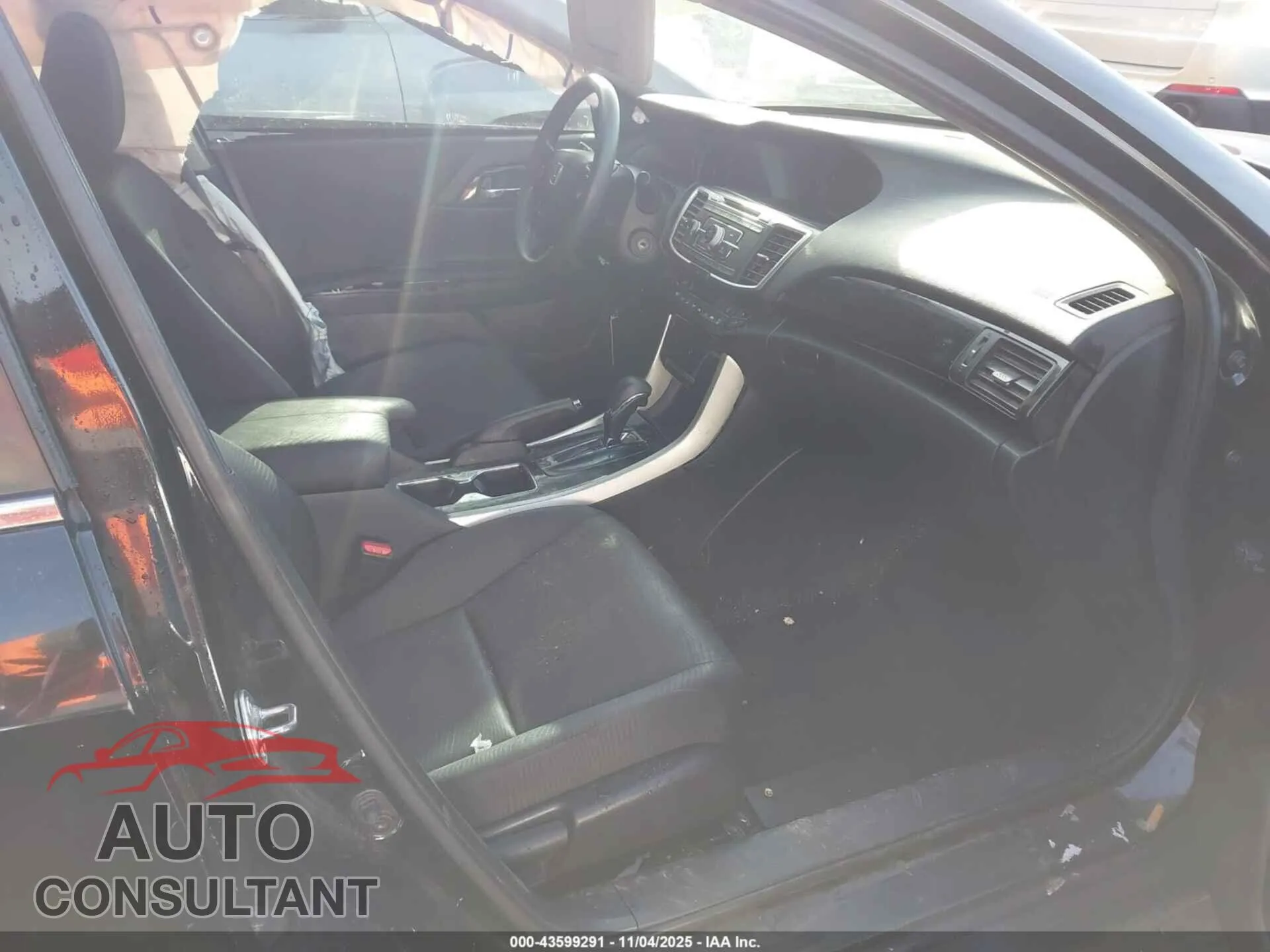 2016 HONDA ACCORD Damaged VIN 1HGCR2F38GA048366 – interior seats