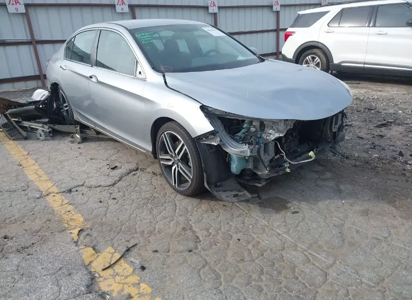 2017 HONDA Accord Used VIN 1HGCR2F50HA060417 – photo 13
