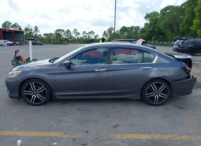 2017 Honda Accord Used VIN 1HGCR2F54HA031664 – front exterior