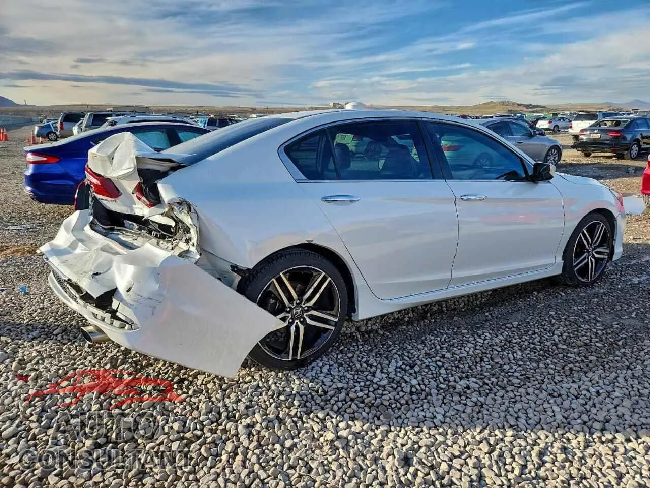 2016 HONDA ACCORD Damaged VIN 1HGCR2F58GA102041 – side profile
