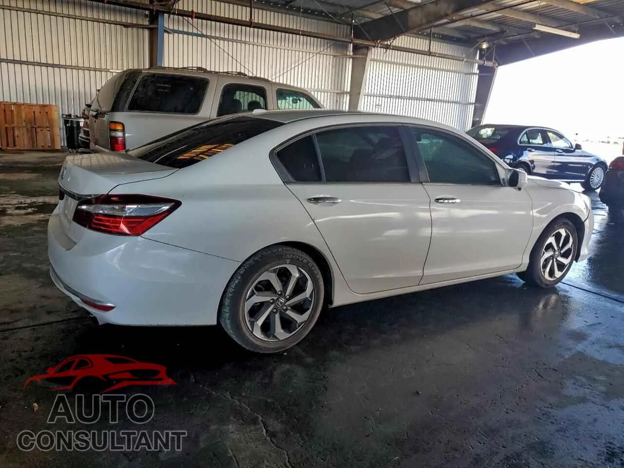 2017 HONDA ACCORD Damaged VIN 1HGCR2F83HA034078 – side profile