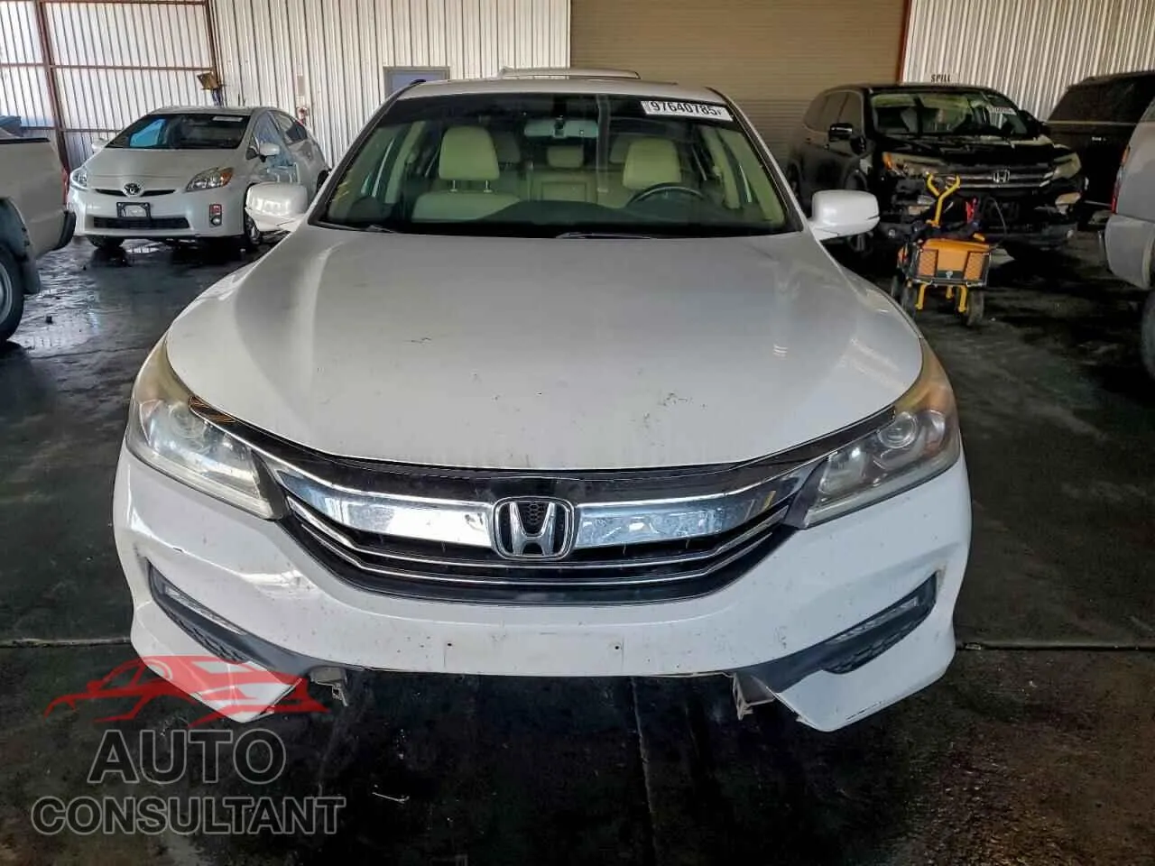 2017 HONDA ACCORD Damaged VIN 1HGCR2F83HA034078 – interior seats