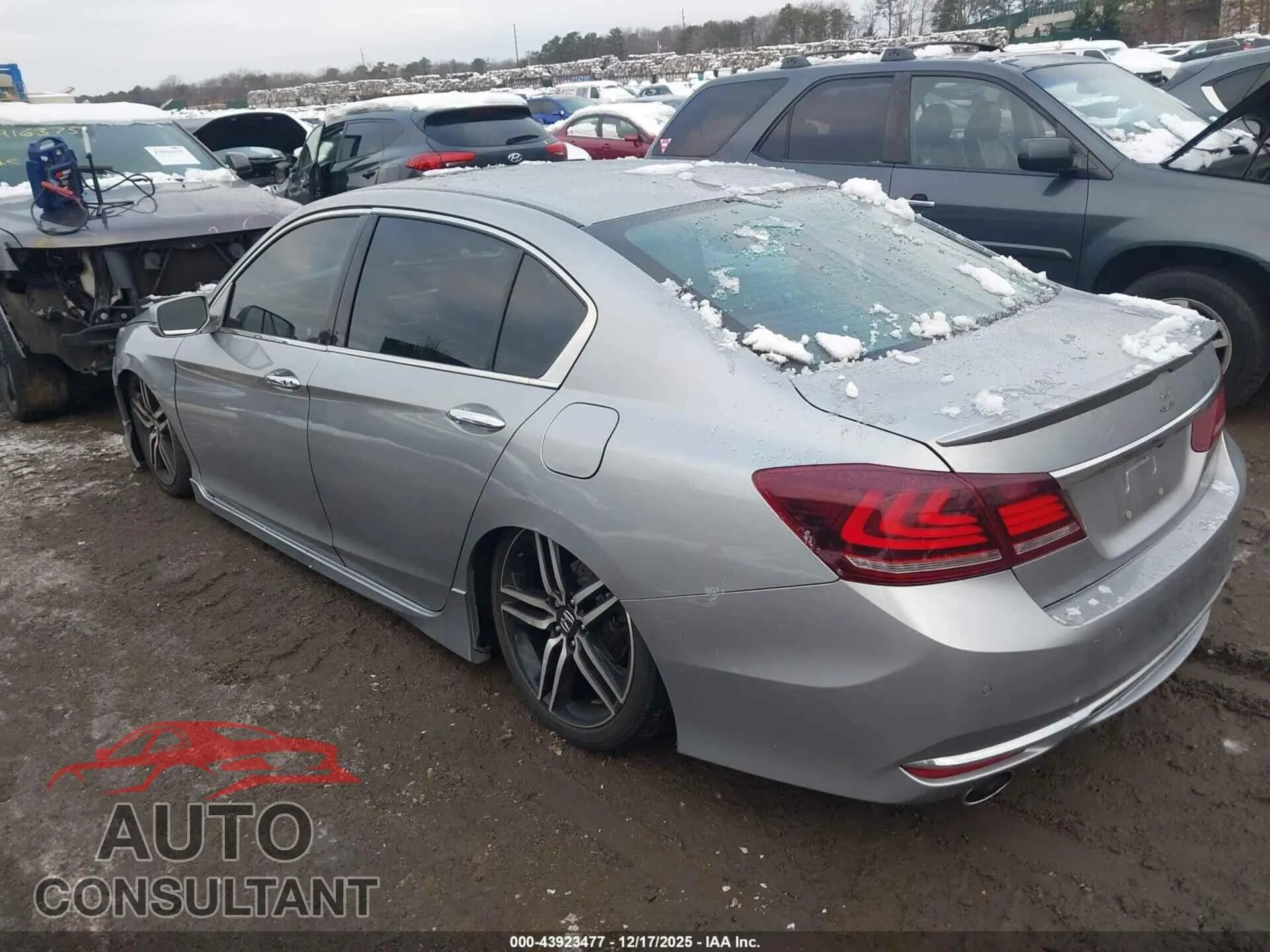 2016 HONDA ACCORD Damaged VIN 1HGCR3F90GA021253 – side profile