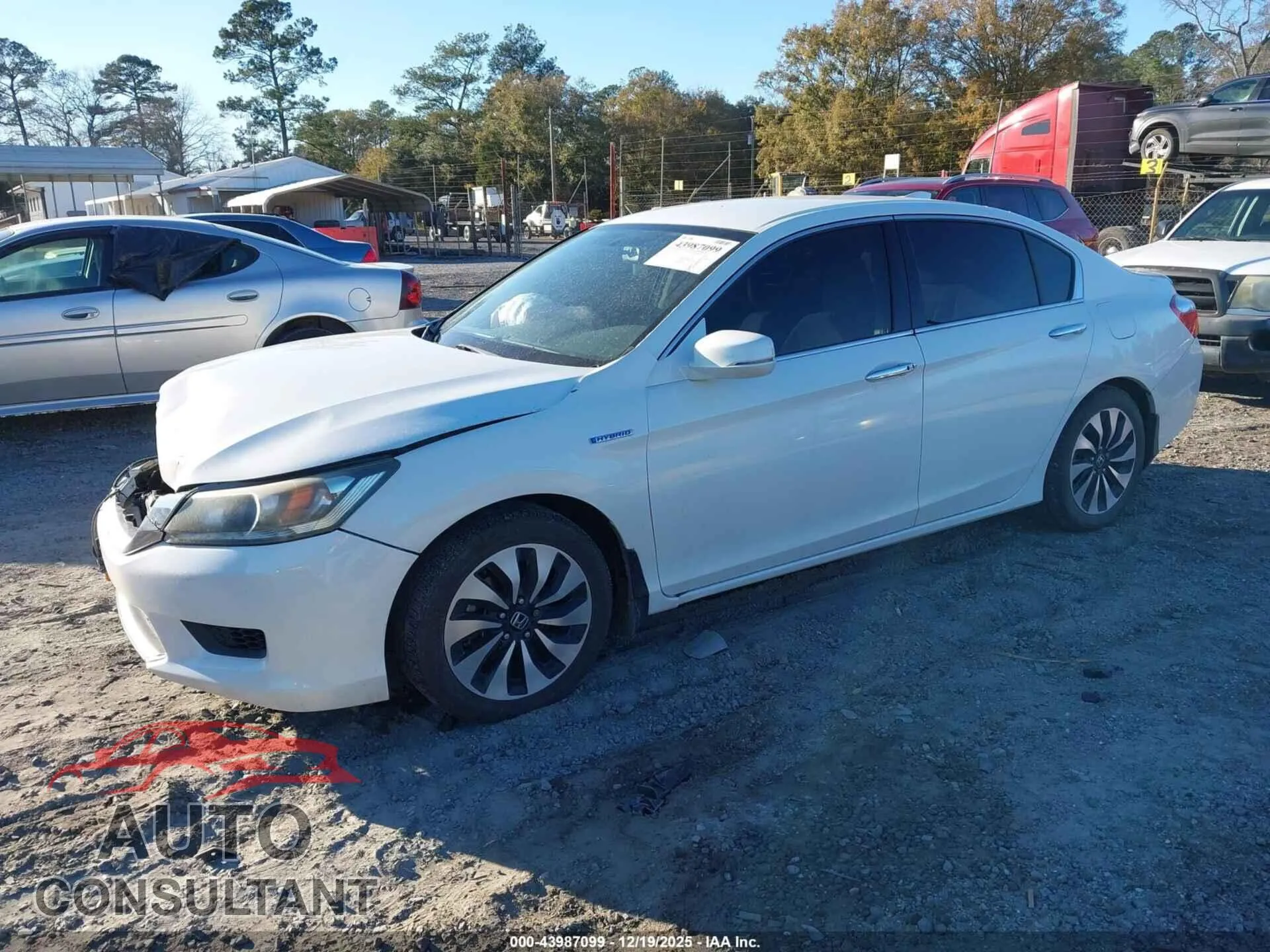 2014 HONDA ACCORD HYBRID Damaged VIN 1HGCR6F33EA001167 – rear exterior