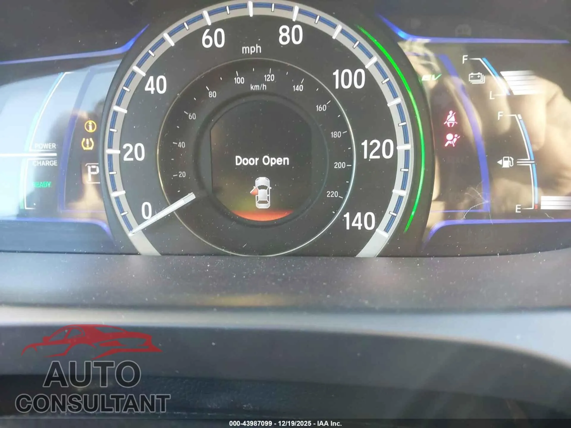 2014 HONDA ACCORD HYBRID Damaged VIN 1HGCR6F33EA001167 – exterior detail