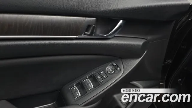 2019 Honda Accord 10th Gen 1.5 Turbo Sold VIN 1HGCV1650KA510008 – photo 18