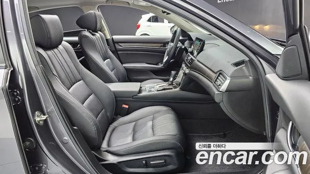 2019 Honda Accord 10th Gen 1.5 Turbo Sold VIN 1HGCV1650KA511591 – interior seats